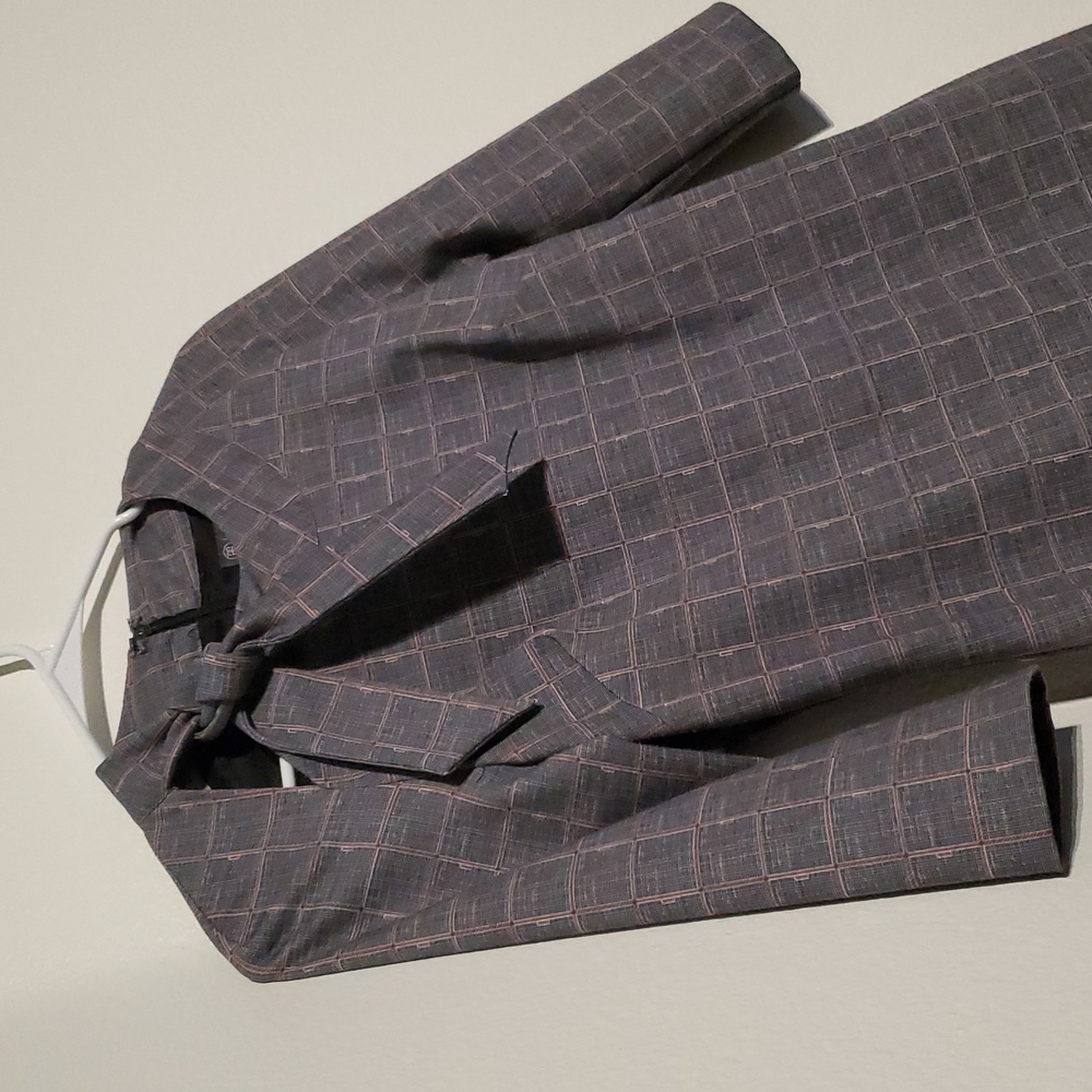ALTON GRAY DRESS - Picture 2 of 10